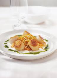Petoncles Au Parfum De Citron Et De Basilic Ricardo Recipe Scallop Recipes Recipes Ricardo Recipe