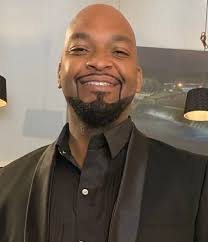 My King's birthday is today and I need everyone to send him some birthday  love. Happy Birthday Baby!! I Love you❤️❤️❤️ #theharveystakebali  #baliindonesia