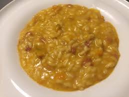 Provate anche ad arricchirla con delle olive nere per la variante originale della pasta alla cenere! Risotto Alla Zucca E Speck Il Giuggiolone