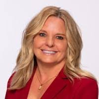 Noreen Gilbert's Instagram, Twitter & Facebook