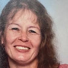 Danielle Landrum's Instagram, Twitter & Facebook