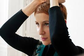 She sings the secret sigh of love, her various state of minds of loving on her new album i know i dream. suppressed single tone of a guitar intensifies her solitude on jobim's photograph. Review Stacey Kent Dreams Her Dreams At Birdland Jazz