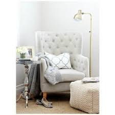 Some people prefer to place lounge chairs since lounge chairs are also known as easy chair for it can make one feel comfortable making every sitting position a happy place. Comfy Chairs For Bedroom You Ll Love In 2020 Visualhunt