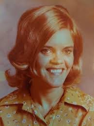 Gayle Roach's Instagram, Twitter & Facebook