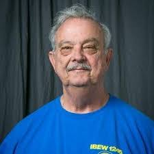 Jesse Hoch's Instagram, Twitter & Facebook