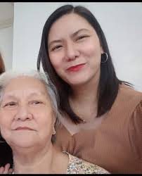 Ngayong Parents' Day, yakapin po natin nang mahigpit ang ating nanay,  tatay, mama at papa, mommy at daddy, mamsky o papsky, at ipadama na super  naaappreciate natin ang lahat ng kanilang pagmamahal!