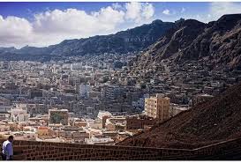 جنة الدنيا عدن كريتر قلب العاصمة عدن Mmackawi الصورة بـ عدسة Aden Life Aden Yemen Crater اليمن اليمن ا Aerial Photo City Photo