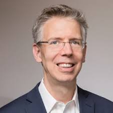 Suzanne Thelen (@suzannethelen)