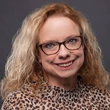 Kelly Daniel's Instagram, Twitter & Facebook