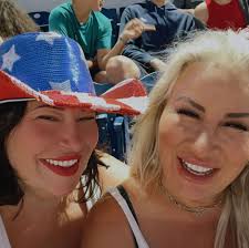 Suzanne Megan (@thesuzannemegan) • Instagram photos and videos