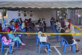 .cawangan farmasi logistik negeri/ pejabat farmasi bahagian yang dipertanggungjawabkan untuk membimbing pegawai farmasi yang baru bil penglibatan. Pengarah Pusat Jantung Sarawak