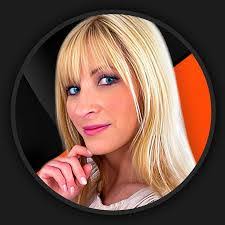 Emily Panek's Instagram, Twitter & Facebook