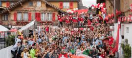 Erlebe wie am schweizer nationalfeiertag in der ferienregion interlaken zahlreiche bräuche gepflegt werden. Swiss International Day Balmers Hostel Camping Nightclub