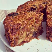 Gateau De Fruits Secs Aux Amandes Gateaux Et Desserts Gateau Aux Pruneaux Fruits Secs