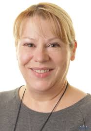 Shirley Loughlin's Instagram, Twitter & Facebook