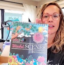 Cindy Uselton's Instagram, Twitter & Facebook