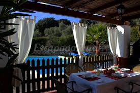 Providing free wifi, the property also has a restaurant, a seasonal outdoor swimming pool and a garden. Casa La Parada Casa Rural En Antequera Malaga