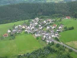 Red internet & phone cable 50 dsl. Hausen Wied