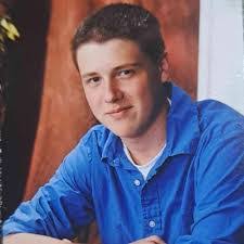 Zachary Simms's Instagram, Twitter & Facebook