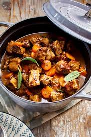 Rotweingulasch Mit Mohren Rezept Lecker Rezepte Fleisch Gerichte Leckere Vegane Rezepte