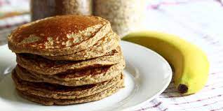 Rasanya jelas lezat moms, si kecil pasti suka! Cara Membuat Pancake Pisang Sederhana Dengan Bahan Bahan Di Rumah Merdeka Com