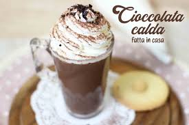 Ricetta Cioccolata Calda E Tante Idee Per Servirla Fatto In Casa Da Benedetta Rossi Ricetta Cioccolata Calda Cioccolata Calda Fatta In Casa Ricette Al Cioccolato