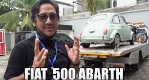 In turismo trim the abarth 595 is the closest competitor to the mini cooper s bar the latter the abarth 595 has benefitted from the facelift bestowed on the fiat 500 in 2015 with new head and. Gagal Beli Mobil Fiat 500 Andre Taulany Janjikan Ini Ke Baim Wong