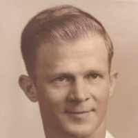 Robert Wroten's Instagram, Twitter & Facebook