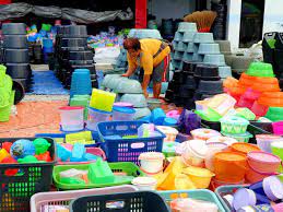 Coba ganti wewangian ruangan dengan zeolit atau pewangi. Infopublik Peralatan Rumah Tangga Berbahan Plastik