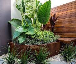 35 Garden Decor Modern And Glamorous For A Big House Rengusuk Com Tropical Garden Design Garden Pool Design Garden Design