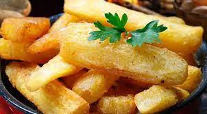 Resep cara membuat tape singkong dengan proses fermentasi yang masih tradisional. Resep Cara Membuat Singkong Goreng Empuk Gurih Enak Bikin Nagih Lifestyle Fimela Com