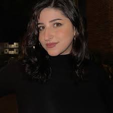 Emily Lucas's Instagram, Twitter & Facebook