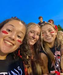 hi guys!! my name is taryn and i am from forest va! i am super excited to  be at lu this fall and plan to major in social work. i love spending