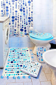 Ver más ideas sobre plantas en el baño, decoración de unas, plantas. Pequeno Cuarto De Bano Interior Con Puntos Azules Decoracion Tema Fotos Retratos Imagenes Y Fotografia De Archivo Libres De Derecho Image 33317088