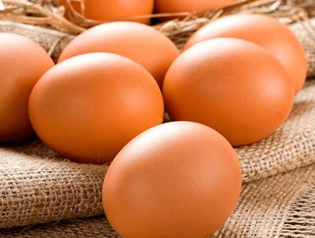 Huevos color grande por docena