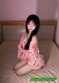 一条小糖糖b站现在很火的主播千舰，只发擦边的，挂羊头卖狗肉，素菜荤价，给兄弟们避坑别被骗-