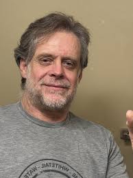 Kayaking spots for beginners near Gladstone?