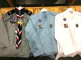 Lencana keahlian ini dipakai di poket kiri baju pengakap. Dx Uniform Baju Kelana Pemimpin Pengakap Stock Terhad Facebook