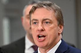 Cinq diplômés d'exception