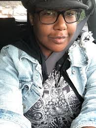 Liza Samson's Instagram, Twitter & Facebook