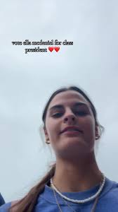 #greenscreen re elect me pls !!!