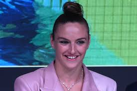 Katinka hosszú werd geboren in pécs, hongarije , de dochter van barbara bakos en istván hosszú. Hosszu Katinka Batyja Gergo Elarulta Milyen Testver Valojaban Az Uszono Hazai Sztar Femina