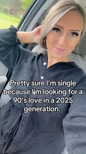 Courtney Compton (@officialcourtneycompton)