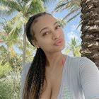 What's my secret? Nik's photo was my favorite of the week. Her eyes tell a  beautiful story and I see no flaws🥰. And I smile like she does; it makes  me appreciate