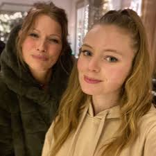 Laly Meignan 的個人檔案