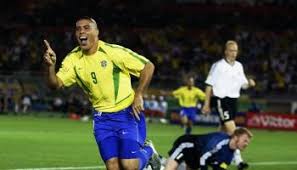 Seleção brasileira de futebol‏) والمشهور باسم السيليساو (بالبرتغالية: Ø£Ø±Ù‚Ø§Ù… Ù„Ø§ ØªÙ†Ø³Ù‰ 15 Ù‡Ø¯ÙØ§ Ø­ØµØ§Ø¯ Ù…ØºØ§Ù…Ø±Ø§Øª Ø§Ù„Ø¸Ø§Ù‡Ø±Ø© Ø±ÙˆÙ†Ø§Ù„Ø¯Ùˆ ÙÙŠ Ø§Ù„Ù…ÙˆÙ†Ø¯ÙŠØ§Ù„