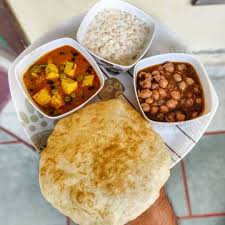 Chole bhature needs no introduction. Pin On World Cuisine
