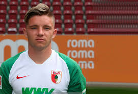 Unter anderem auf noah joel sarenren bazee traf dies laut kicker zu. M Pedersen Augsburg