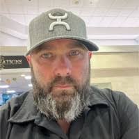 Robert Venn's Instagram, Twitter & Facebook