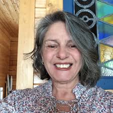 Vicky Haché d'Inkerman a vécu son rêve de chanter avec le mythique groupe  1755 ce soir aux États Généraux à Moncton.